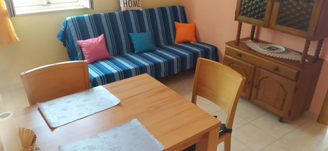 Apartments Ivka Оміш Екстер'єр фото