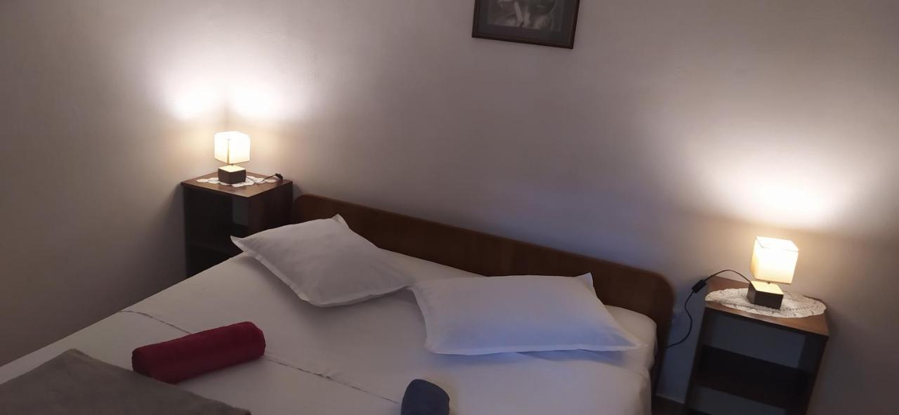 Apartments Ivka Оміш Екстер'єр фото