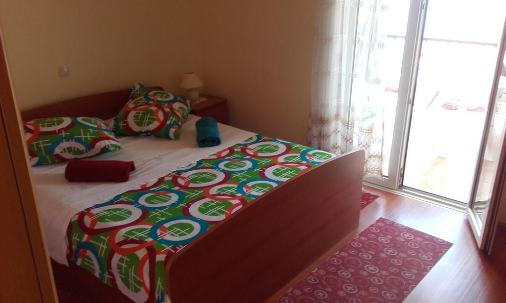 Apartments Ivka Оміш Екстер'єр фото